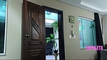 Namorado Do Seu Tio Te Ajuda A Fazer Punheta De Manhã