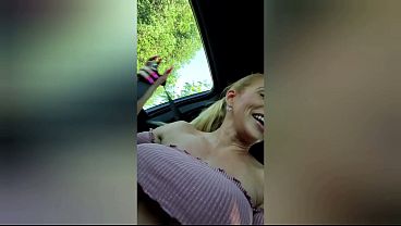 Traio com a boca por uma carona no carro do marido